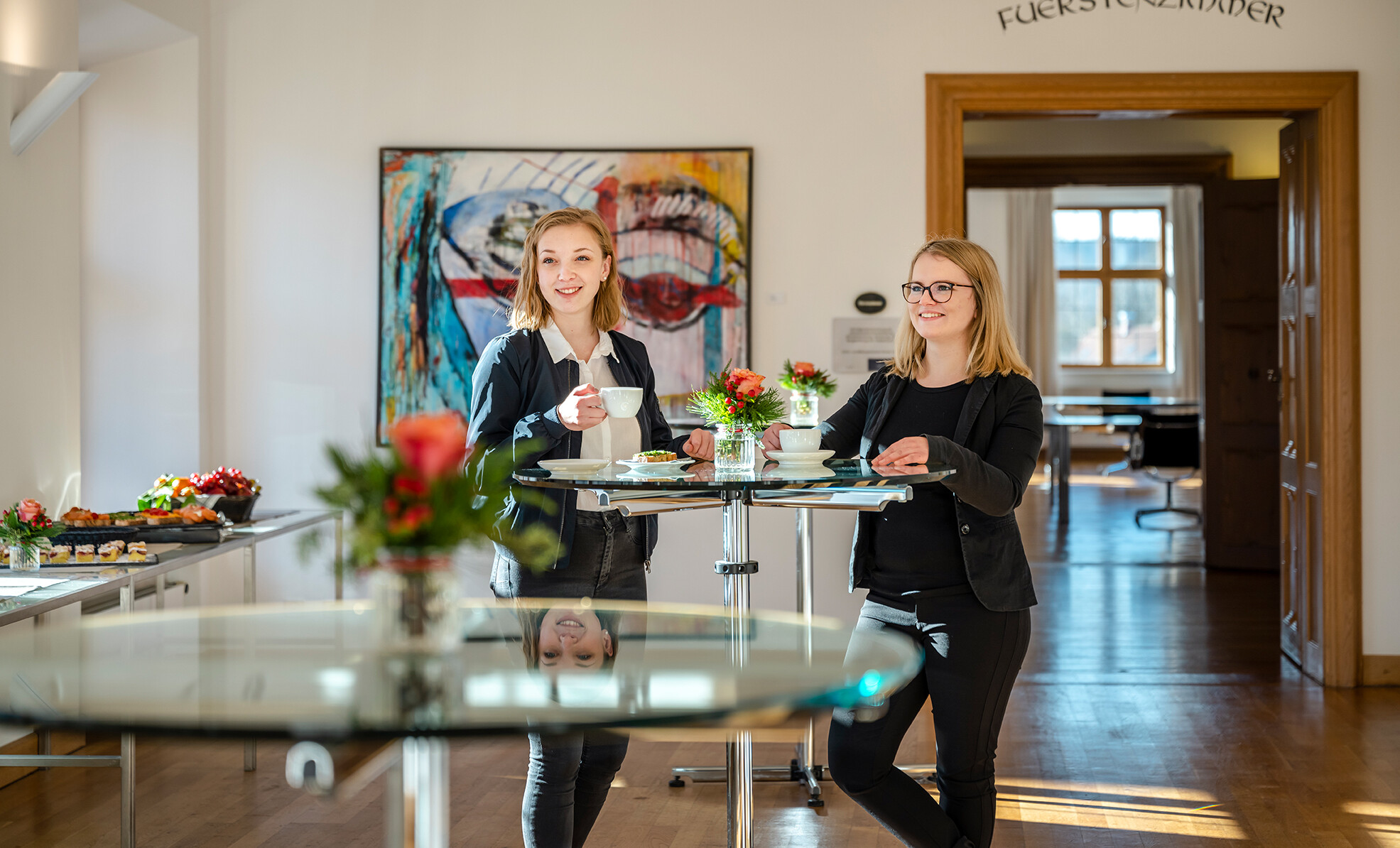 Teilnehmerinnen bei der Seminarpause