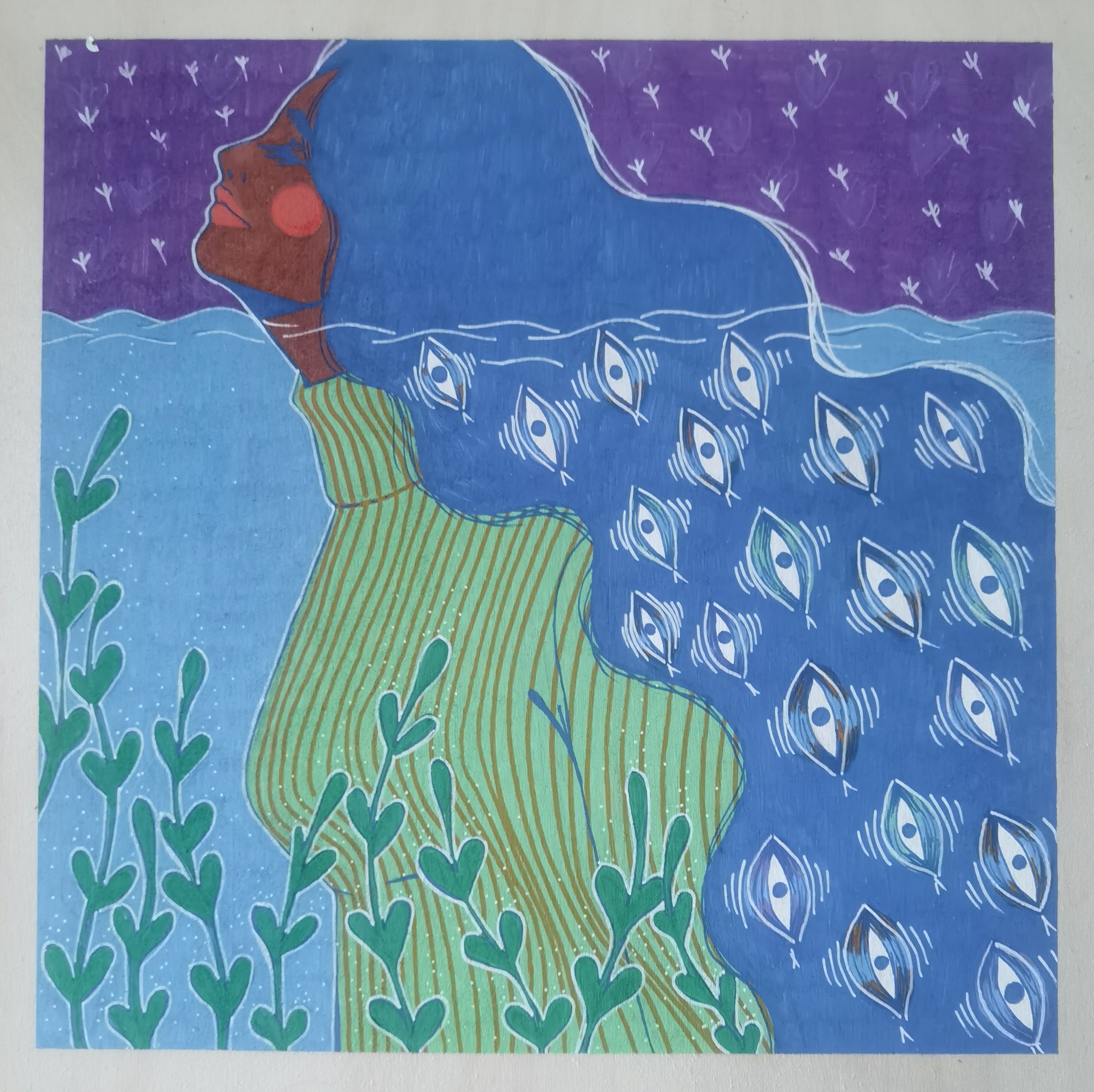 Eine Frau im Wasser, im Vordergrund schlängeln sich grüne Ranken, die Frau ragt mit dem Kopf aus dem Wasser, sie hat lange blaue Haare und trägt im Wasser einen grünen Rollkragenpullover