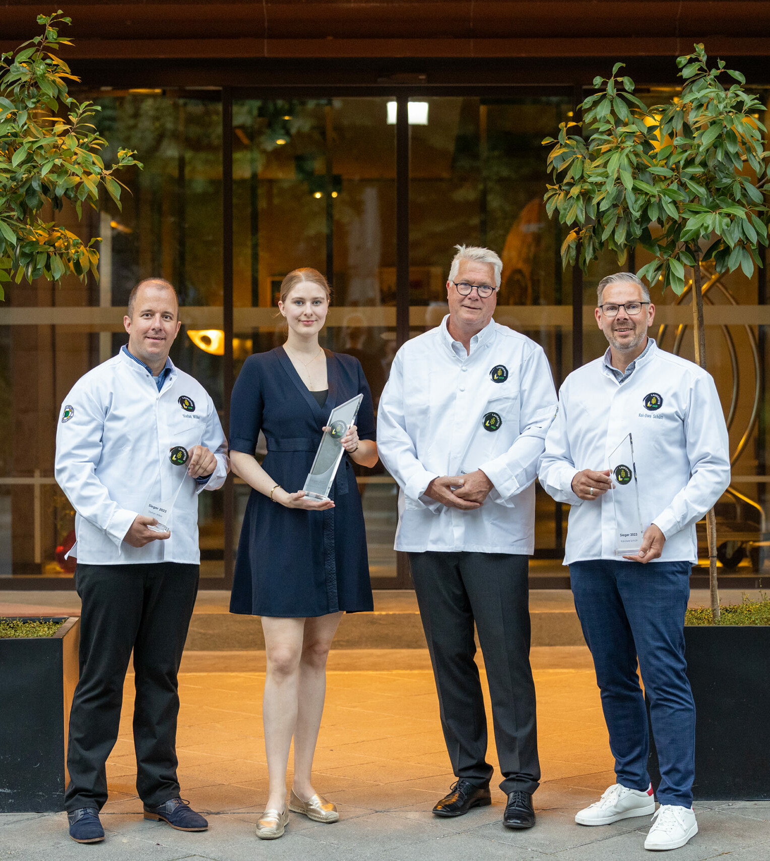 In Frankfurt am Main wurden die Sieger des ersten Laurentius verkündet (von links): Stefan Wilke, Caroline Kampmann (in Vertretung für Bernhard Kampmann), Dieter Fembacher und Kai-Uwe Schütt. Nicht auf dem Bild: Sieger Andreas Widmann.  Foto: VKD/Hilger