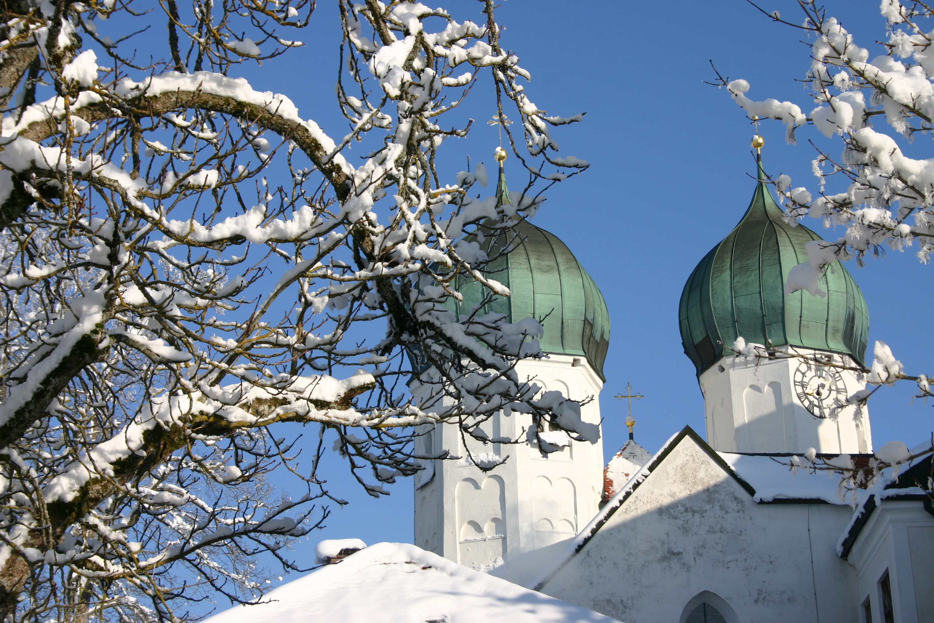 winterliche Kirchtürme Klosterkirche Sankt Lambert
