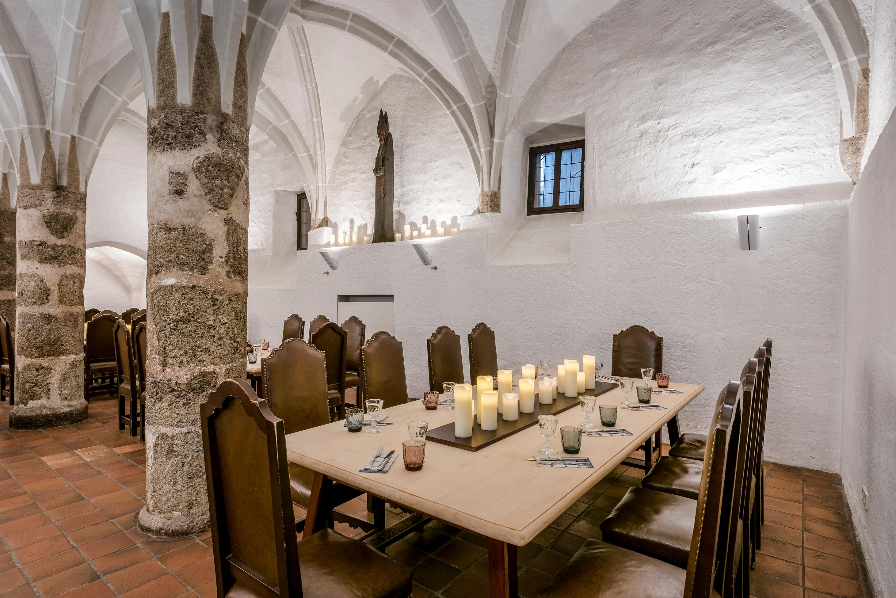 Der gotische Keller in der Klostergaststätte von Kloster Seeon