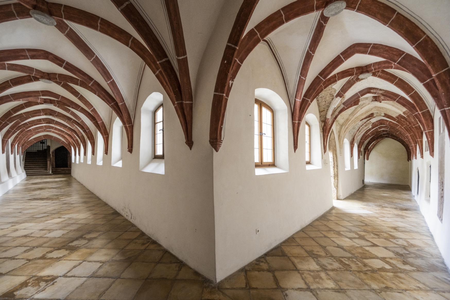 Der Kreuzgang an der Klosterkirche Sankt Lambert