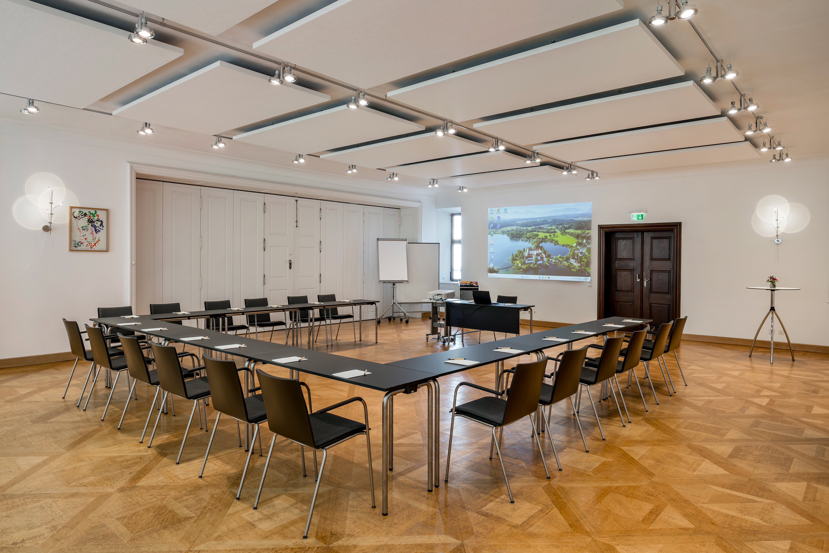 Lambertisaal mit Blick Richtung Eingang und Falttüre zum Festsaal