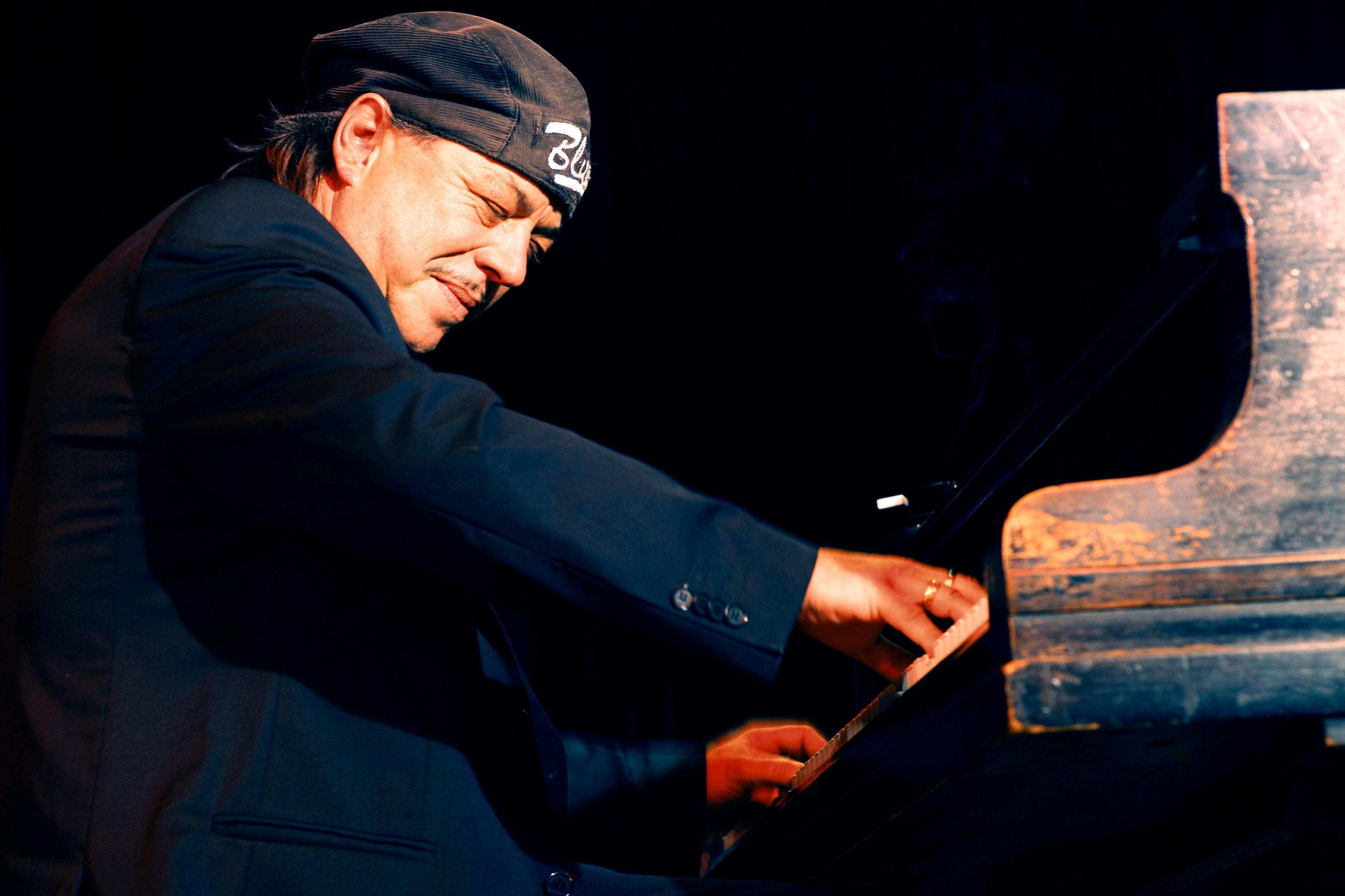 Ausnahmepianist Christian Willisohn am 23.5.2026 bei Fisch & Hits in Kloster Seeon